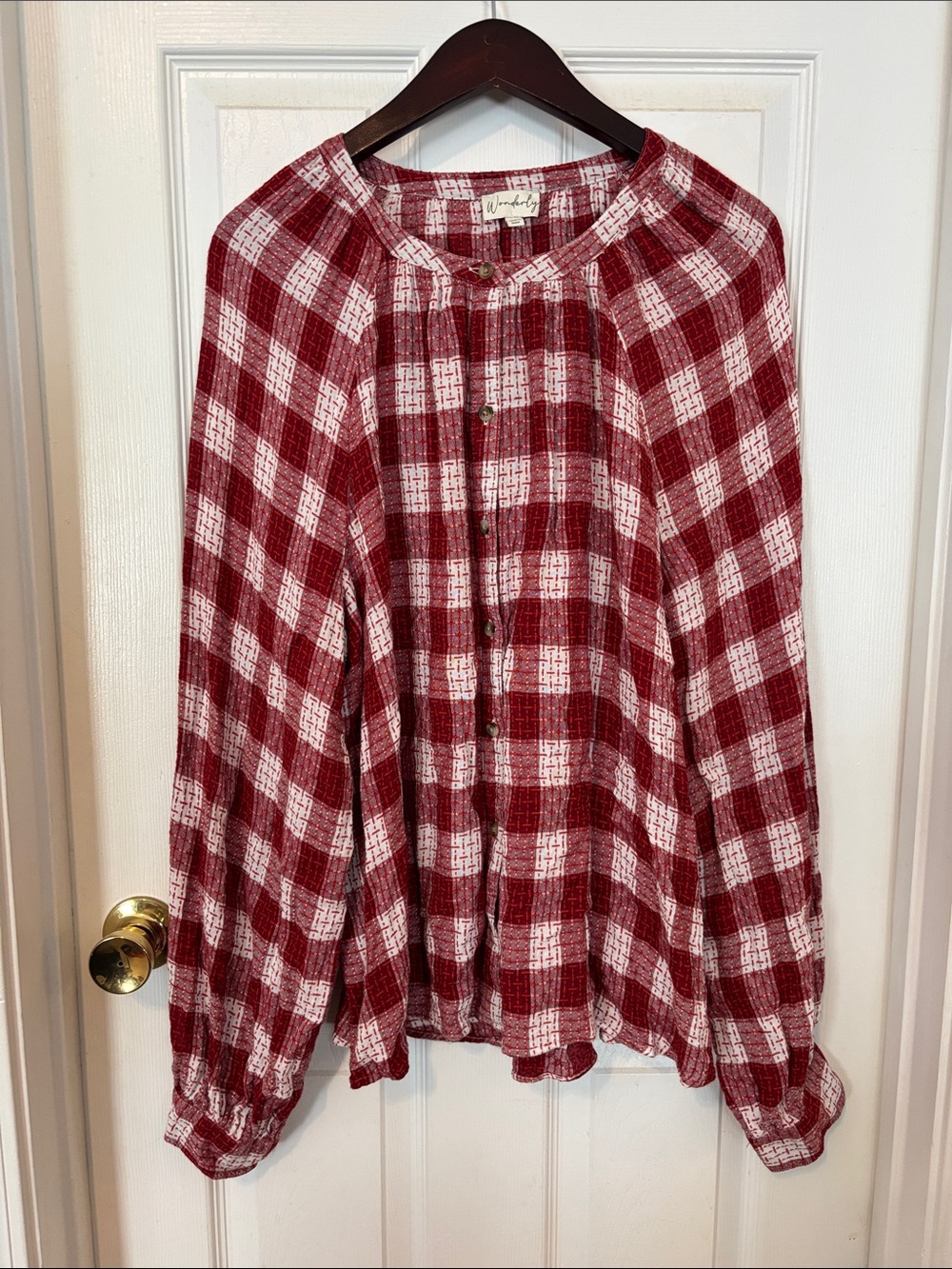 Beautiful Wonderly Red and White Plaid Women’s Shirt. Great for a Western Theme - Picture 1 of 8